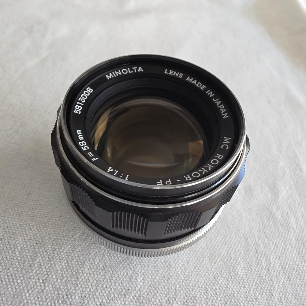 VTG Minolta MC Rokkor-PF 58mm f1.4 Lens Dreamy Bokeh Classic MC2 5813008 Bundle